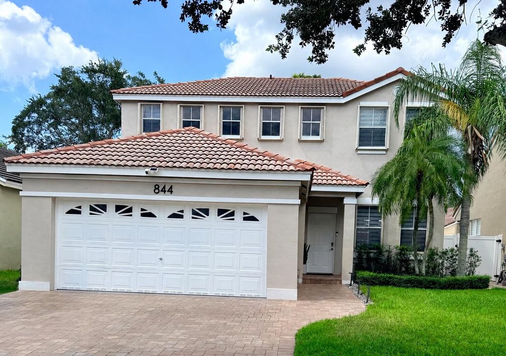 Maison de luxe à vendre à Weston, 675 875 €, Photo 1