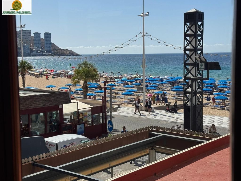 Luxury Apartment for sale in Benidorm, 435 000 €, Photo 1