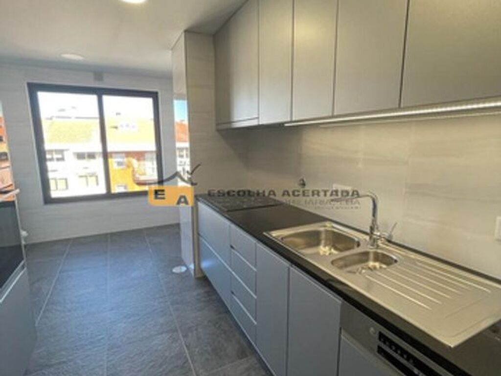 Appartement de luxe à vendre à Porto, 460 000 €, Photo 1