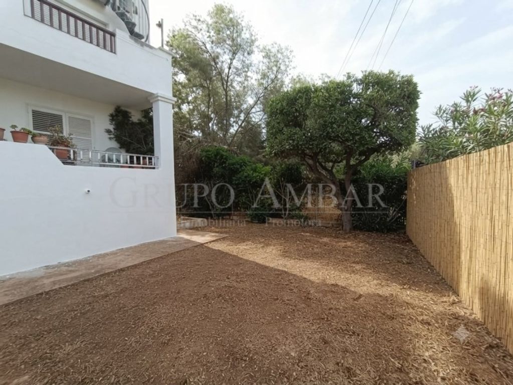 Luxury Apartment for sale in Sant Josep de Sa Talaia, 610 000 €, Photo 2