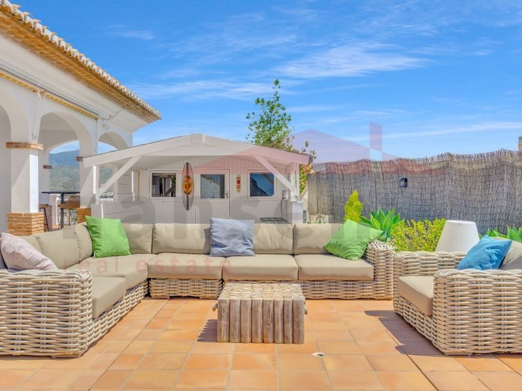 Luxury House for sale in Vélez-Málaga, 665 000 €, Photo 4