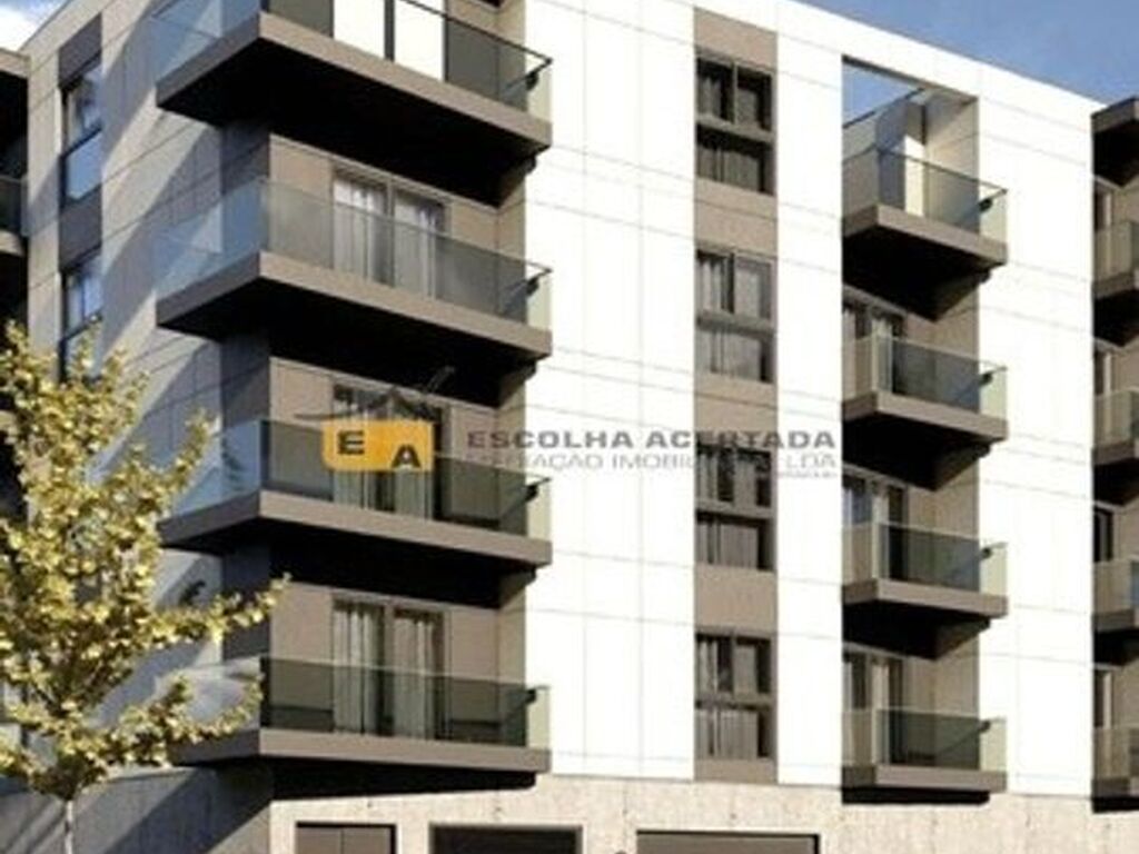Appartement de luxe à vendre à Castelo Do Maia, 460 000 €, Photo 1