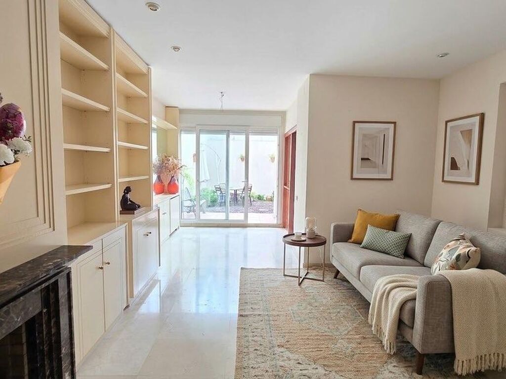 Maison de luxe à vendre à L Hospitalet de Llobregat, 660 000 €, Photo 1