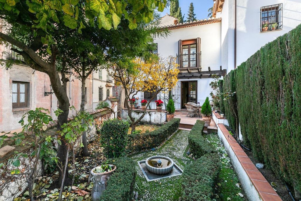 Maison de luxe à vendre à Granada, 640 000 €, Photo 1