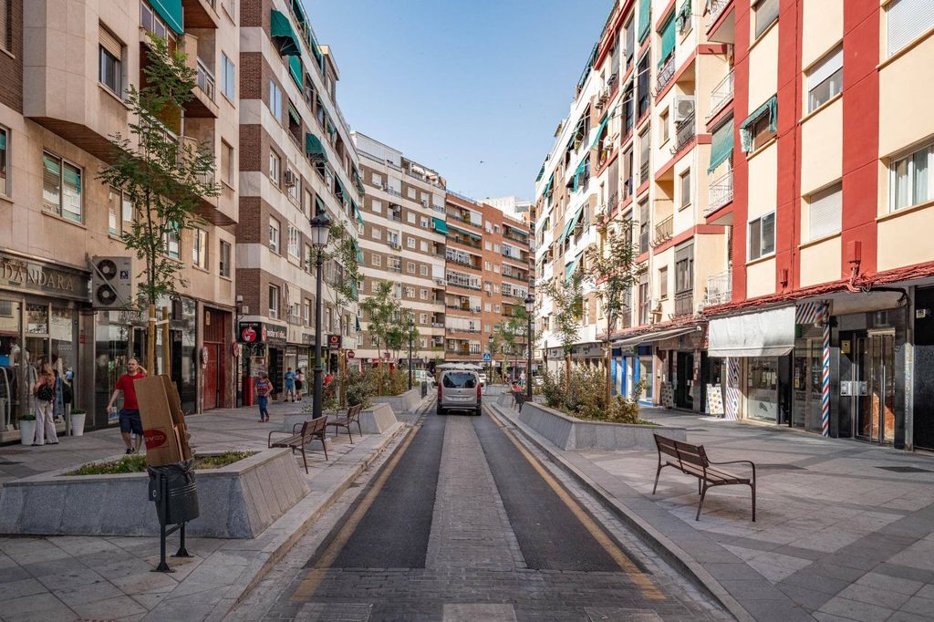 Appartement de luxe à vendre à Granada, 480 000 €, Photo 1