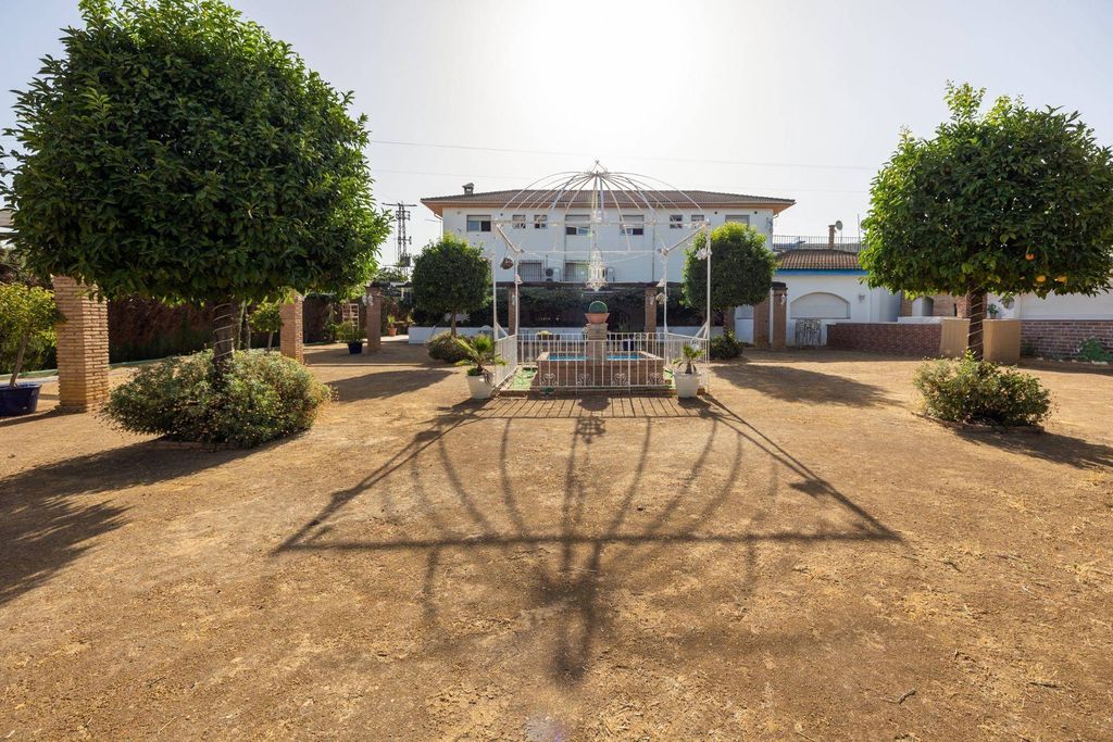 Maison de luxe à vendre à Granada, 750 000 €, Photo 1