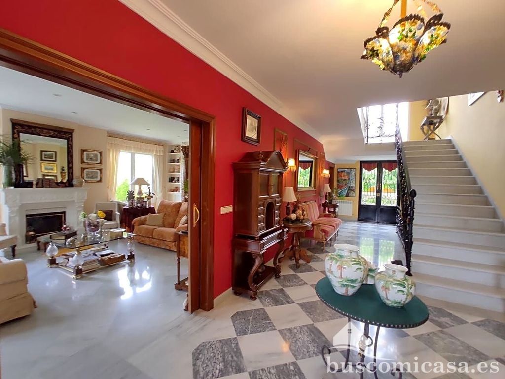 Maison de luxe à vendre à Linares, 450 000 €, Photo 1