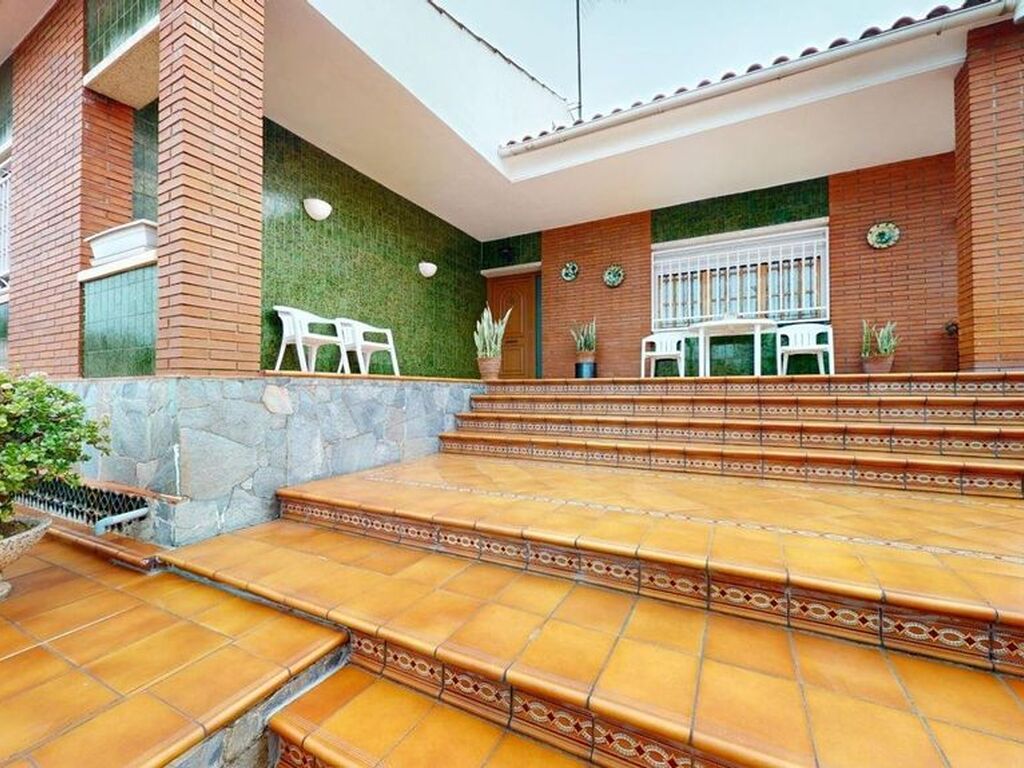 Maison de luxe à vendre à Viladecans, 795 000 €, Photo 1