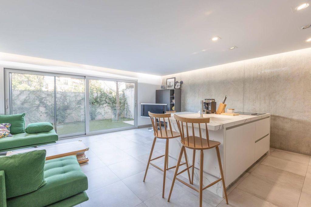 Maison de luxe à vendre à Granada, 685 000 €, Photo 1