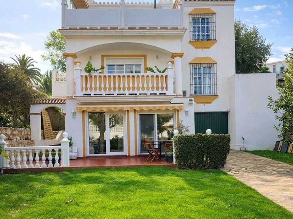 Maison de luxe à vendre à Caleta de Vélez, 669 000 €, Photo 2