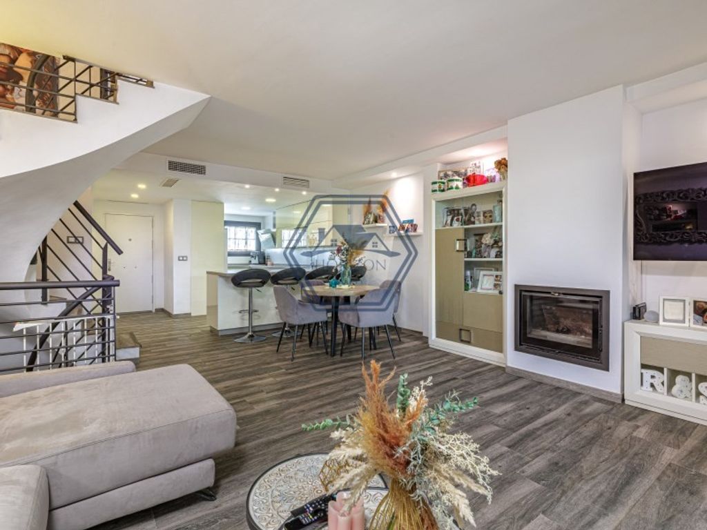 Maison de luxe à vendre à Estepona, 529 000 €, Photo 3