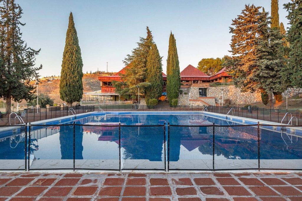 Maison de luxe à vendre à Granada, 630 000 €, Photo 3
