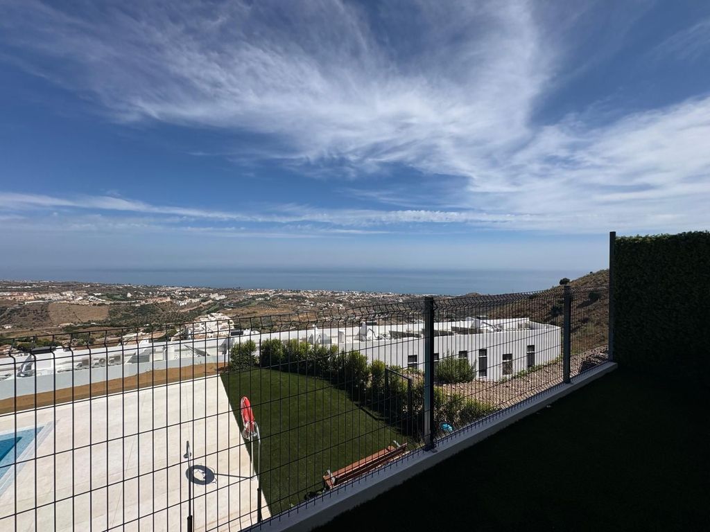 Appartement de luxe à vendre à Rincón de La Victoria, 410 000 €, Photo 1