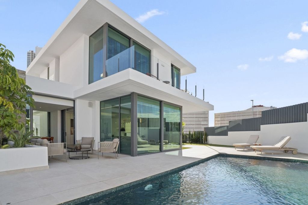 Maison de luxe à vendre à Villajoyosa, 1 781 450 €, Photo 1