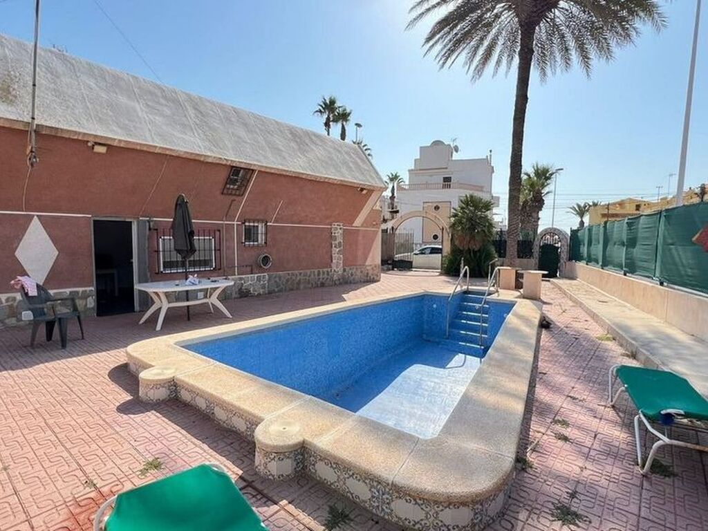 Maison de luxe à vendre à Torrevieja, 490 500 €, Photo 1