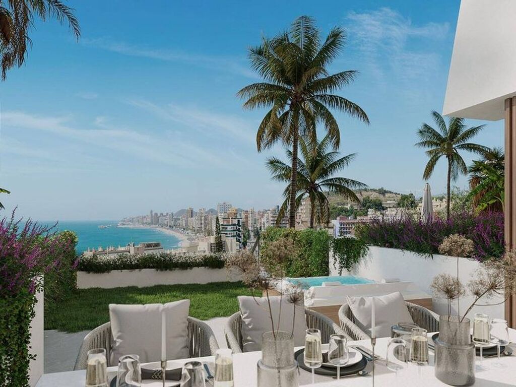 Maison de luxe à vendre à Fuengirola, 645 000 €, Photo 1