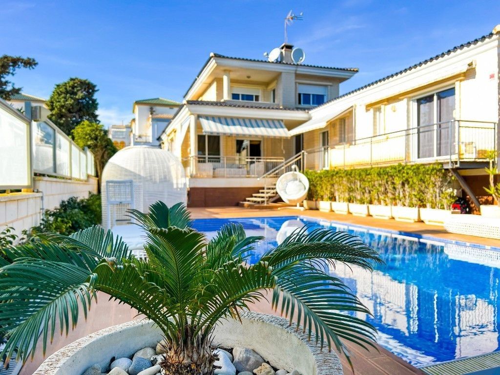 Luxury House for sale in Torrevieja, 1 170 000 €, Photo 5