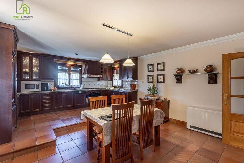 Maison de luxe à vendre à Ogíjares, 698 000 €, Photo 7