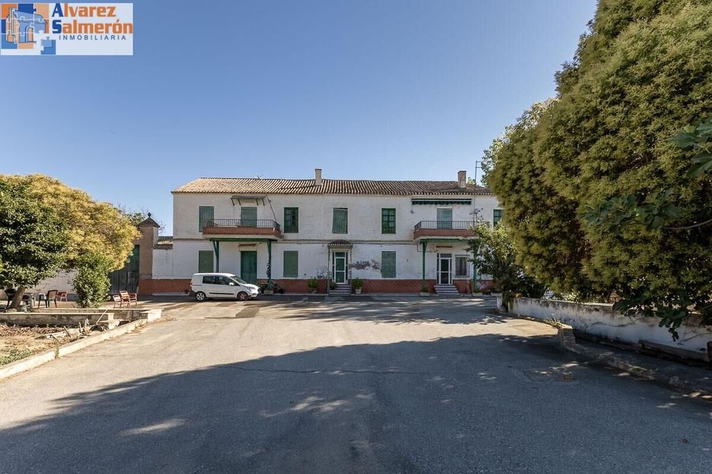 Maison de luxe à vendre à Granada, 669 890 €, Photo 1