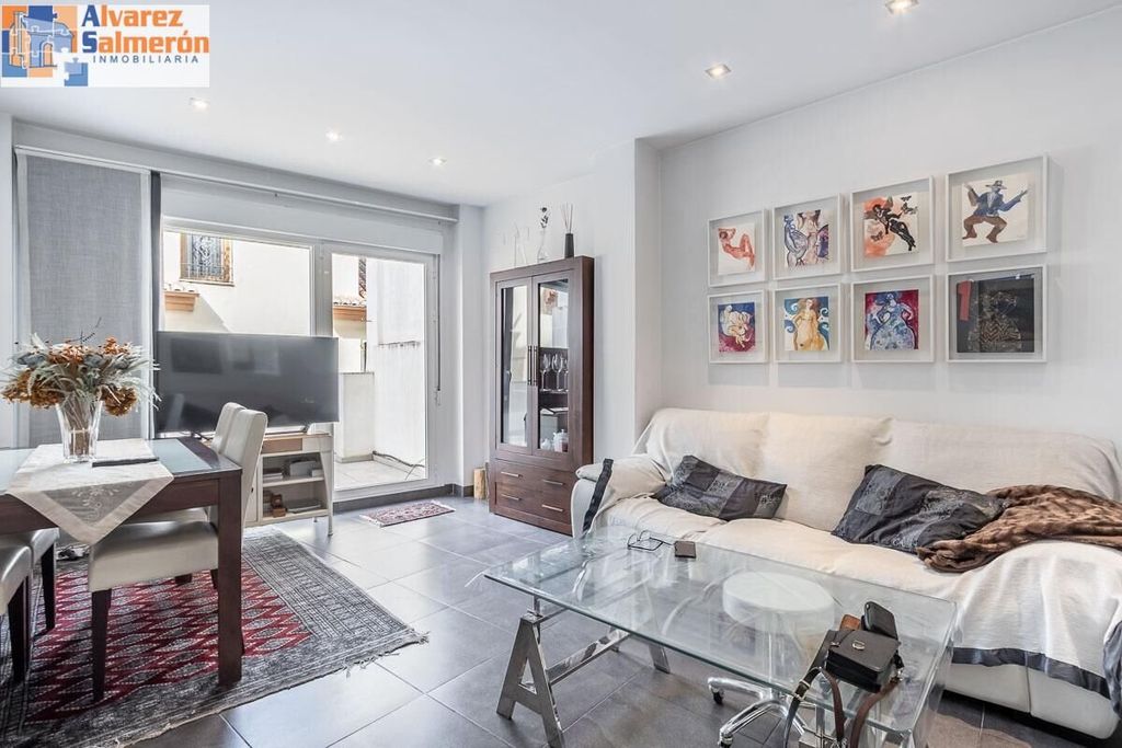 Maison de luxe à vendre à Granada, 690 000 €, Photo 1