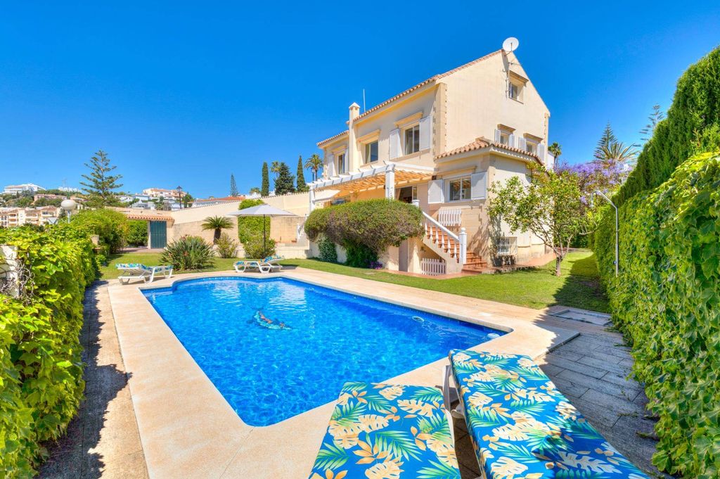 Maison de luxe à vendre à Fuengirola, 1 850 000 €, Photo 1