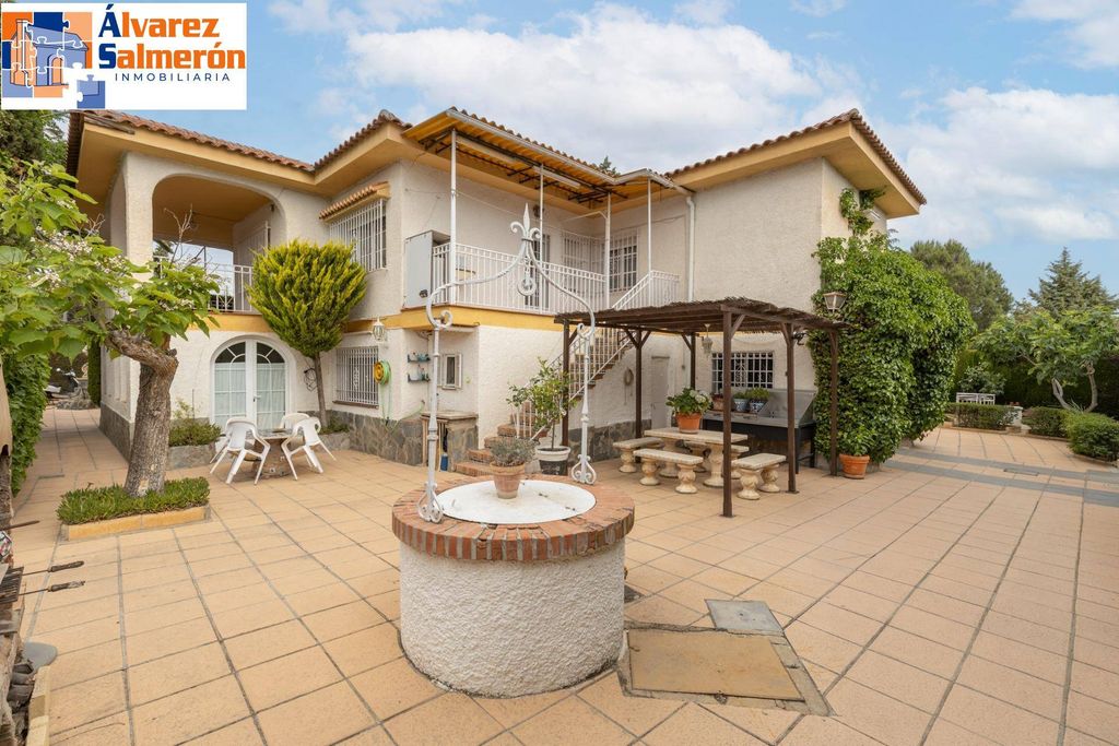 Luxury House for sale in Otura, 449 000 €, Photo 3
