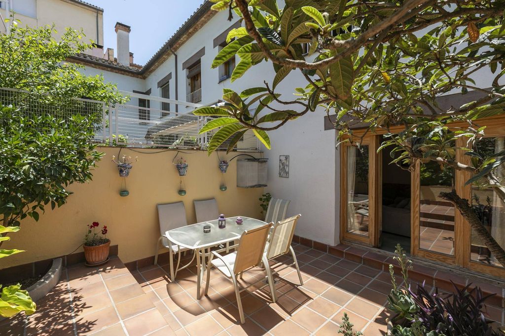 Maison de luxe à vendre à Granada, 630 000 €, Photo 1