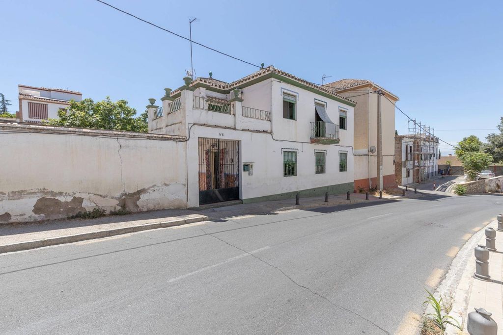 Maison de luxe à vendre à Granada, 585 000 €, Photo 1