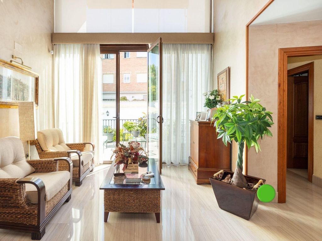 Maison de luxe à vendre à Granada, 995 000 €, Photo 1
