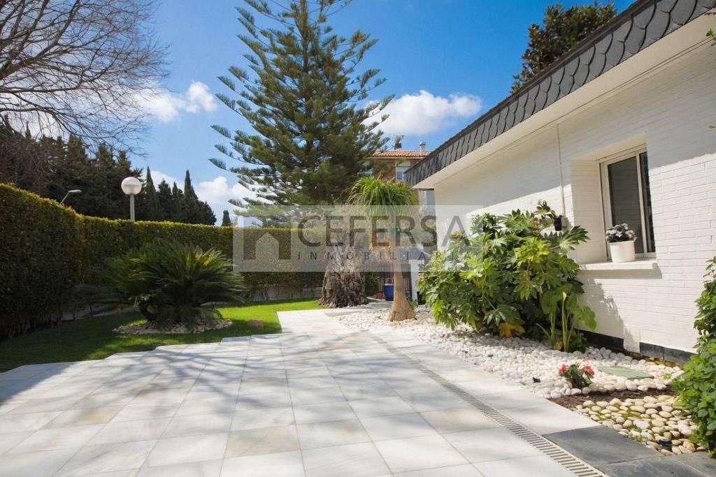 Maison de luxe à vendre à Barcelona, 4 450 000 €, Photo 1