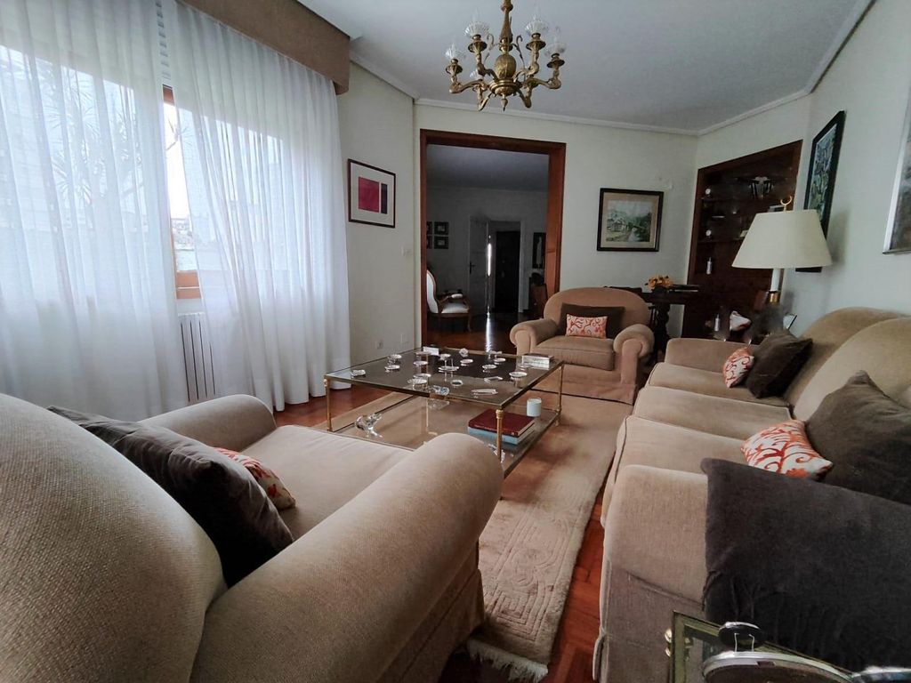 Maison de luxe à vendre à A Coruña, 950 000 €, Photo 5