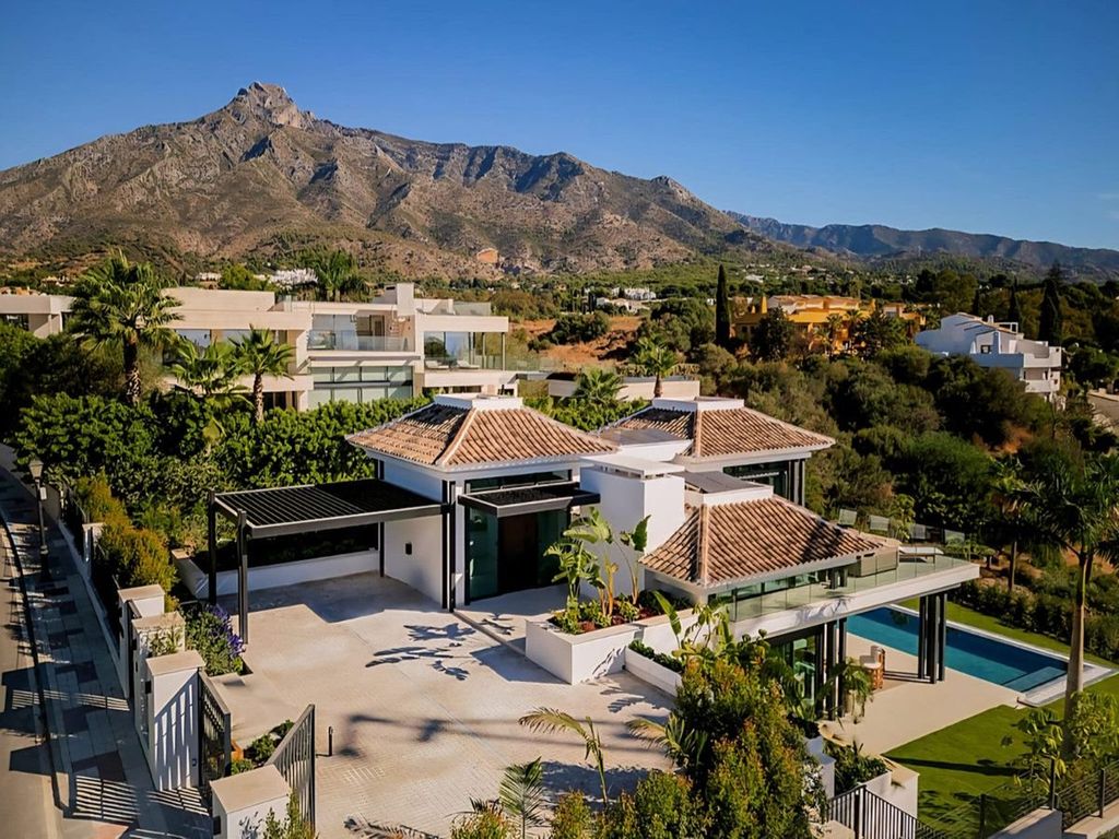 Luxury House for sale in Marbella, 5 400 000 €, Photo 2
