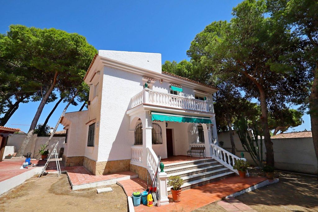 Luxury House for sale in Torremolinos, 850 000 €, Photo 2