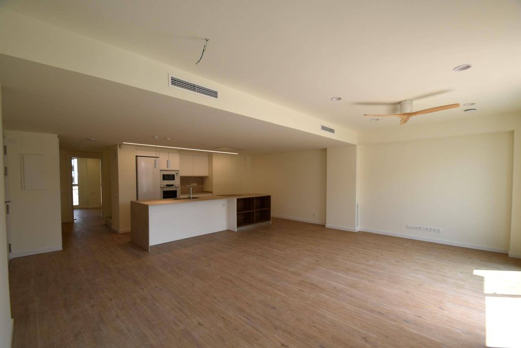 Appartement de luxe à vendre à Vilanova I la Geltrú, 695 000 €, Photo 2
