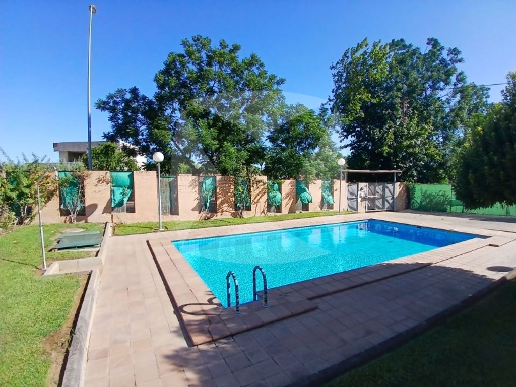 Maison de luxe à vendre à Badajoz, 648 000 €, Photo 3