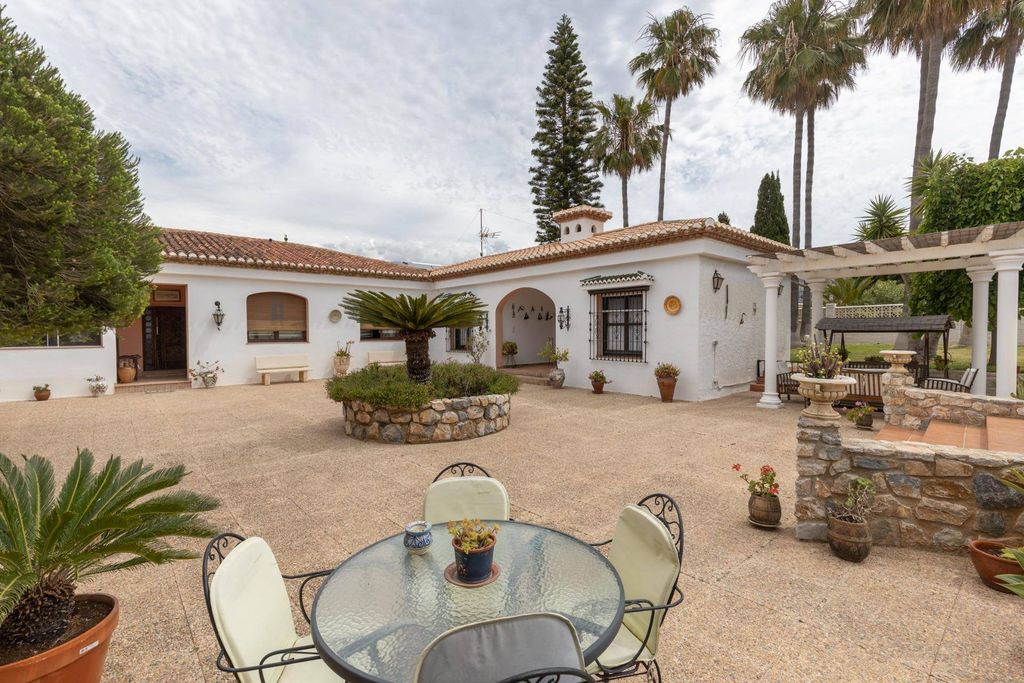 Maison de luxe à vendre à Motril, 595 000 €, Photo 3