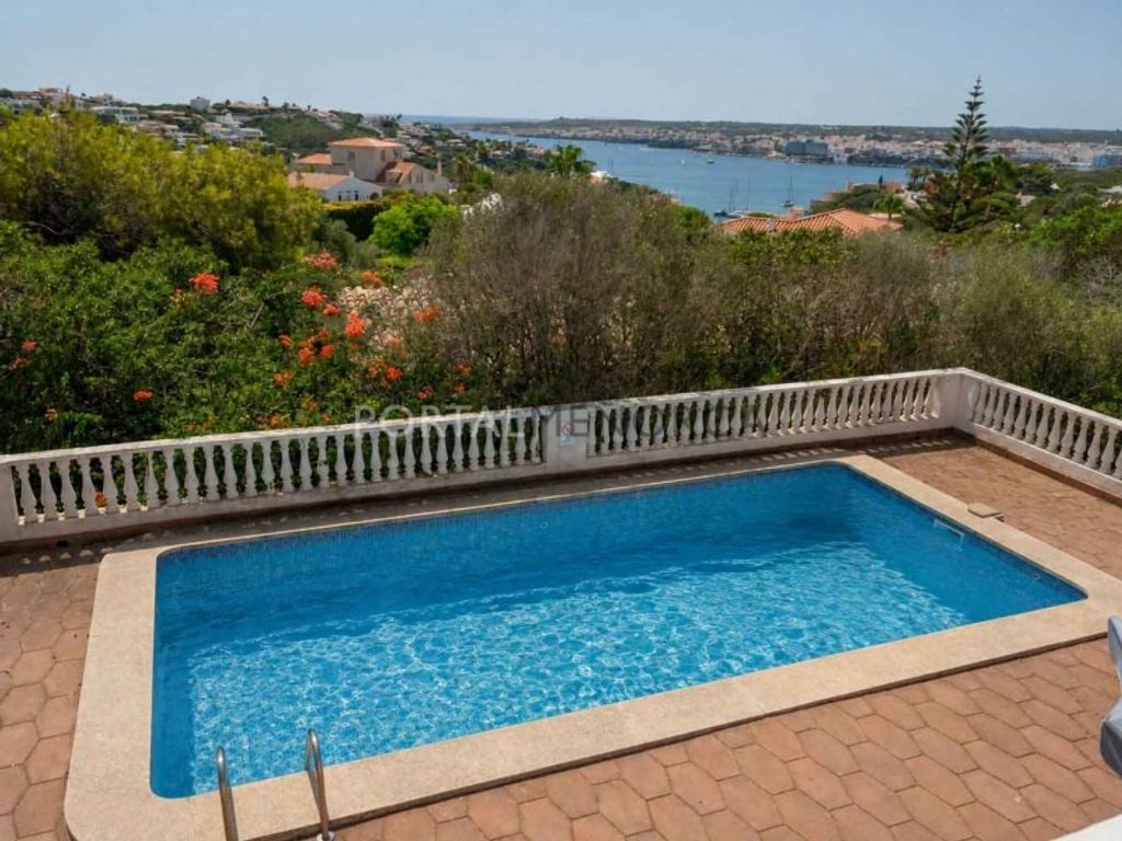 Luxury House for sale in Maó, 670 000 €, Photo 4