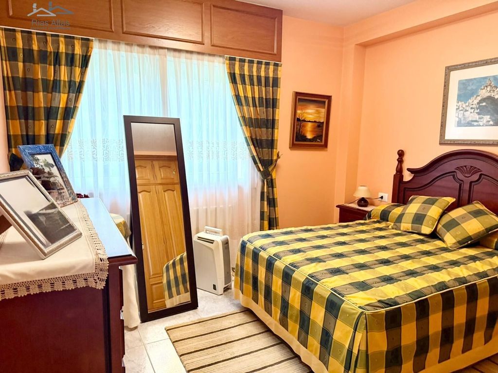 Maison de luxe à vendre à Oleiros, 790 000 €, Photo 4