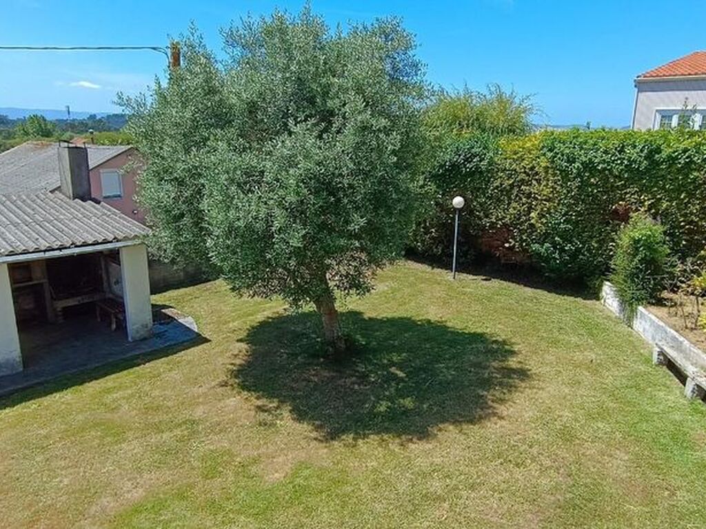 Luxury House for sale in Oleiros, 480 000 €, Photo 4
