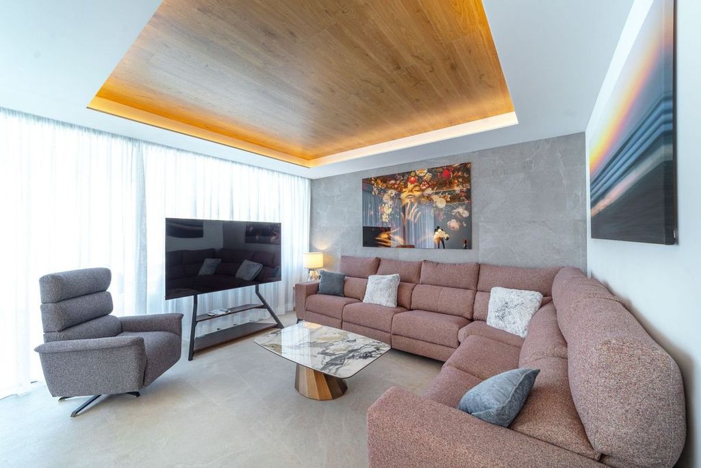 Luxury House for sale in Marbella, 2 695 000 €, Photo 6