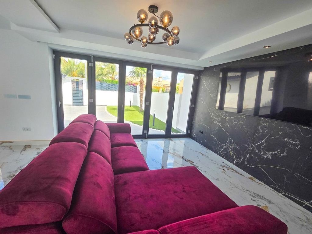 Maison de luxe à vendre à Los Urrutias, 475 000 €, Photo 6
