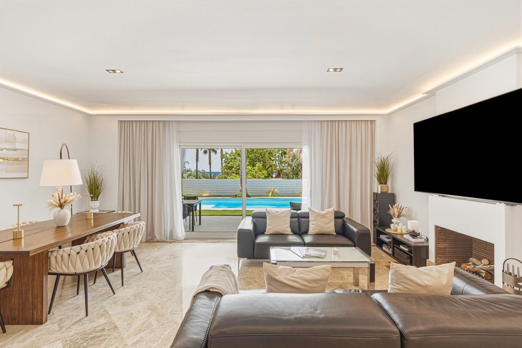 Maison de luxe à vendre à Marbella, 1 395 000 €, Photo 2
