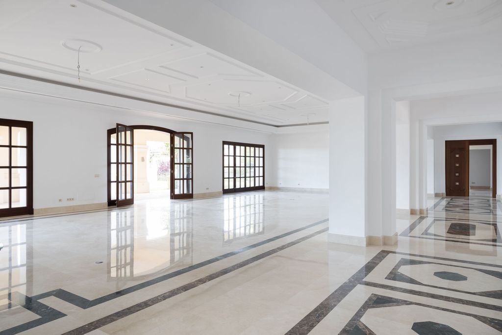 Luxury House for sale in Marbella, 11 800 000 €, Photo 3