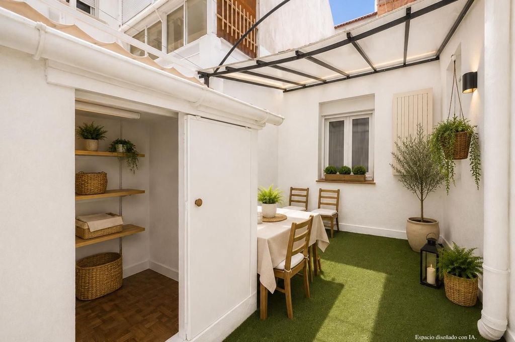 Maison de luxe à vendre à Madrid, 575 000 €, Photo 3