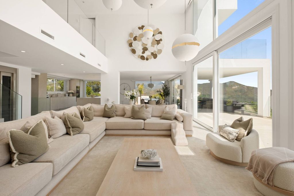 Luxury House for sale in Marbella, 2 890 000 €, Photo 4