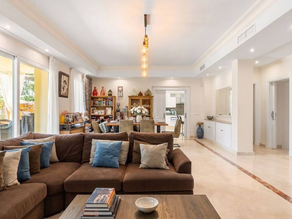 Luxury House for sale in Marbella, 2 950 000 €, Photo 5
