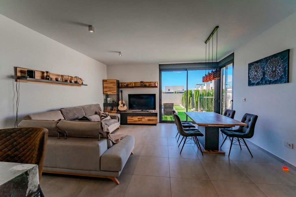 Luxury House for sale in Benijofar, 470 000 €, Photo 4