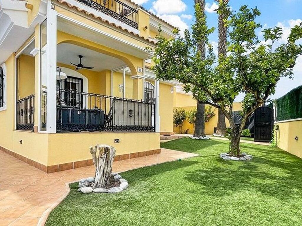 Maison de luxe à vendre à Playas de Orihuela, 424 900 €, Photo 1