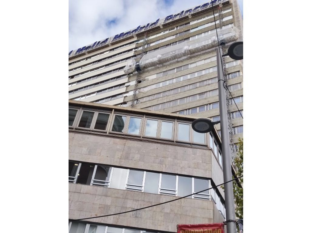 Maison de luxe à vendre à Madrid, 1 275 000 €, Photo 1