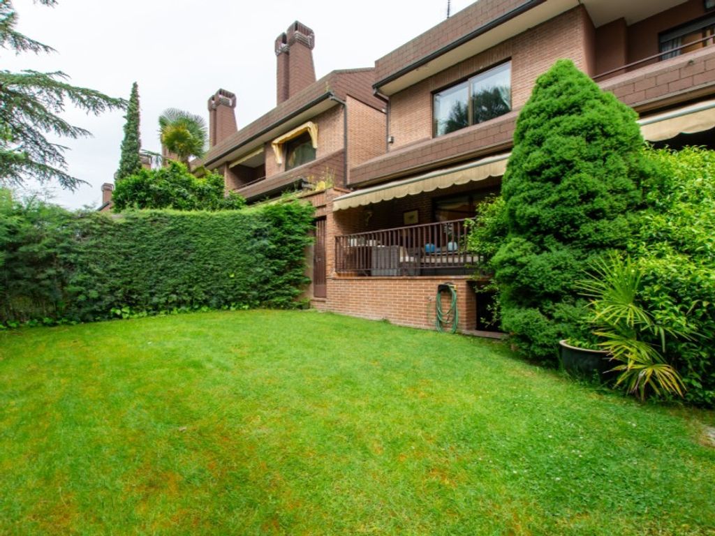 Maison de luxe à vendre à Las Rozas de Madrid, 1 199 000 €, Photo 1